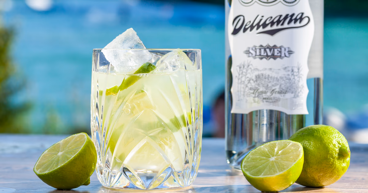 cachaca delicana — processo e resultado por Victor Tognollo (imagem 1)