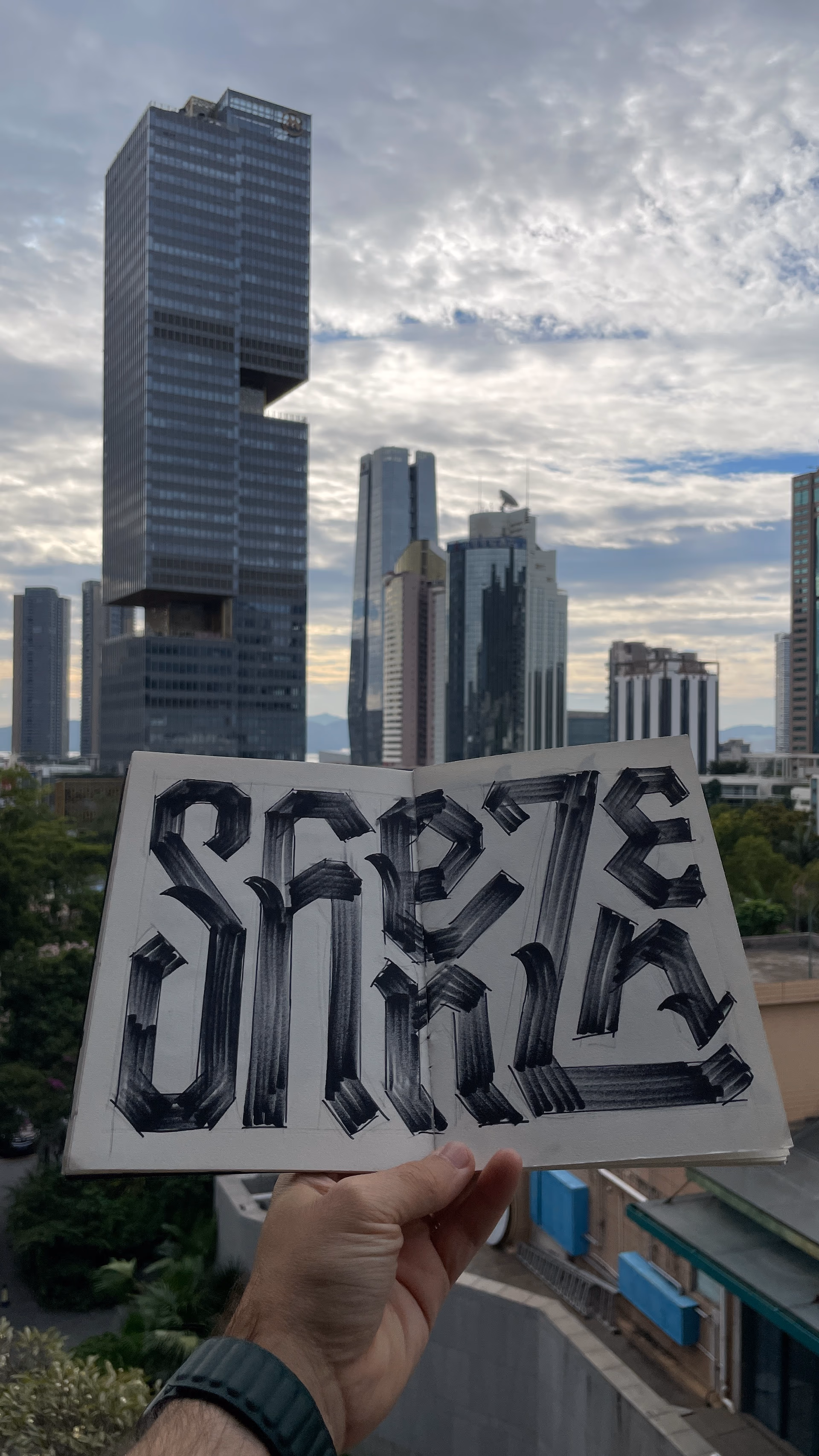 world lettering — processo e resultado por Victor Tognollo (imagem 6)