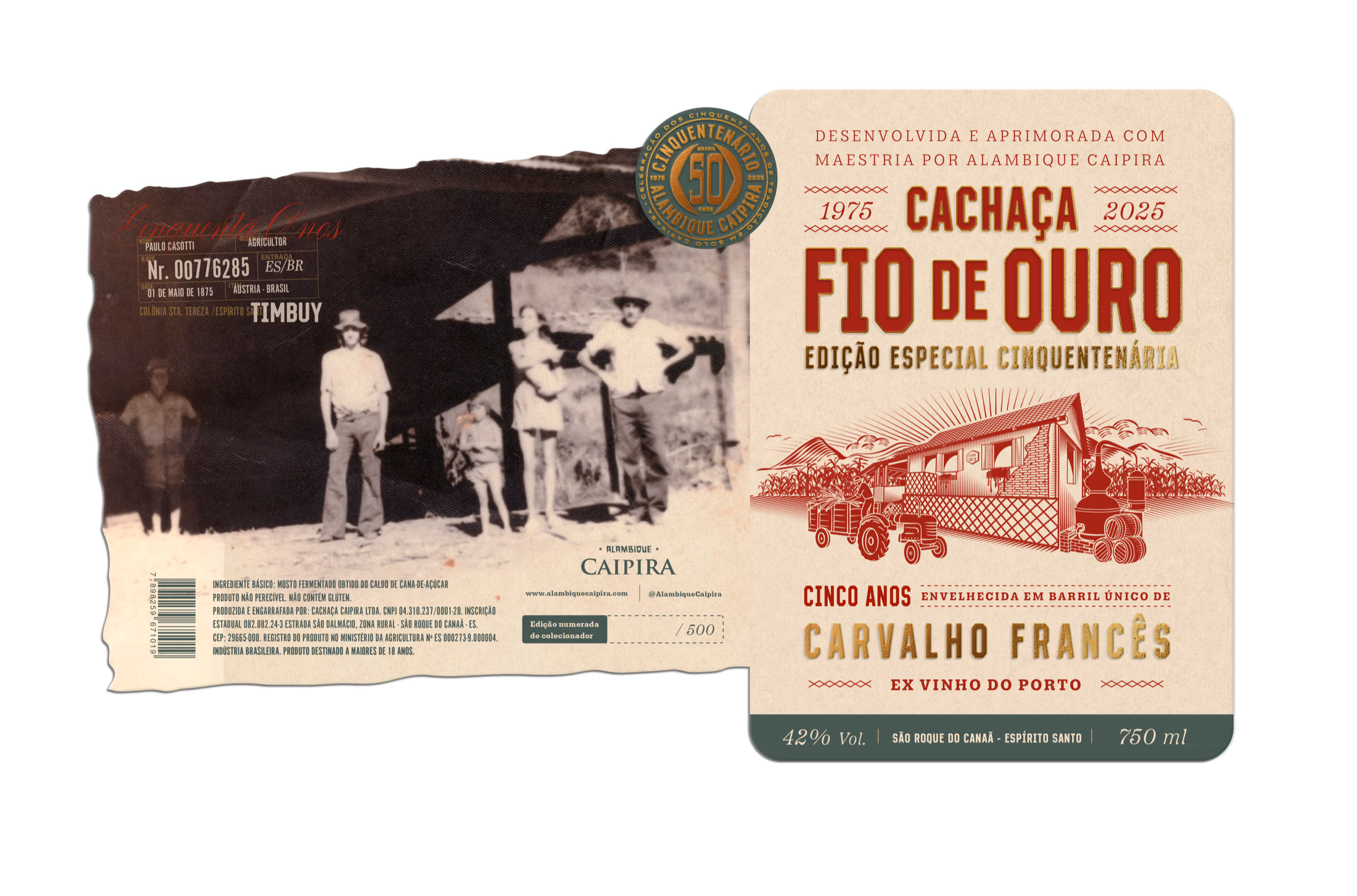 Arte completa do rótulo da Cachaça Cinquentenária ao lado da foto de origem